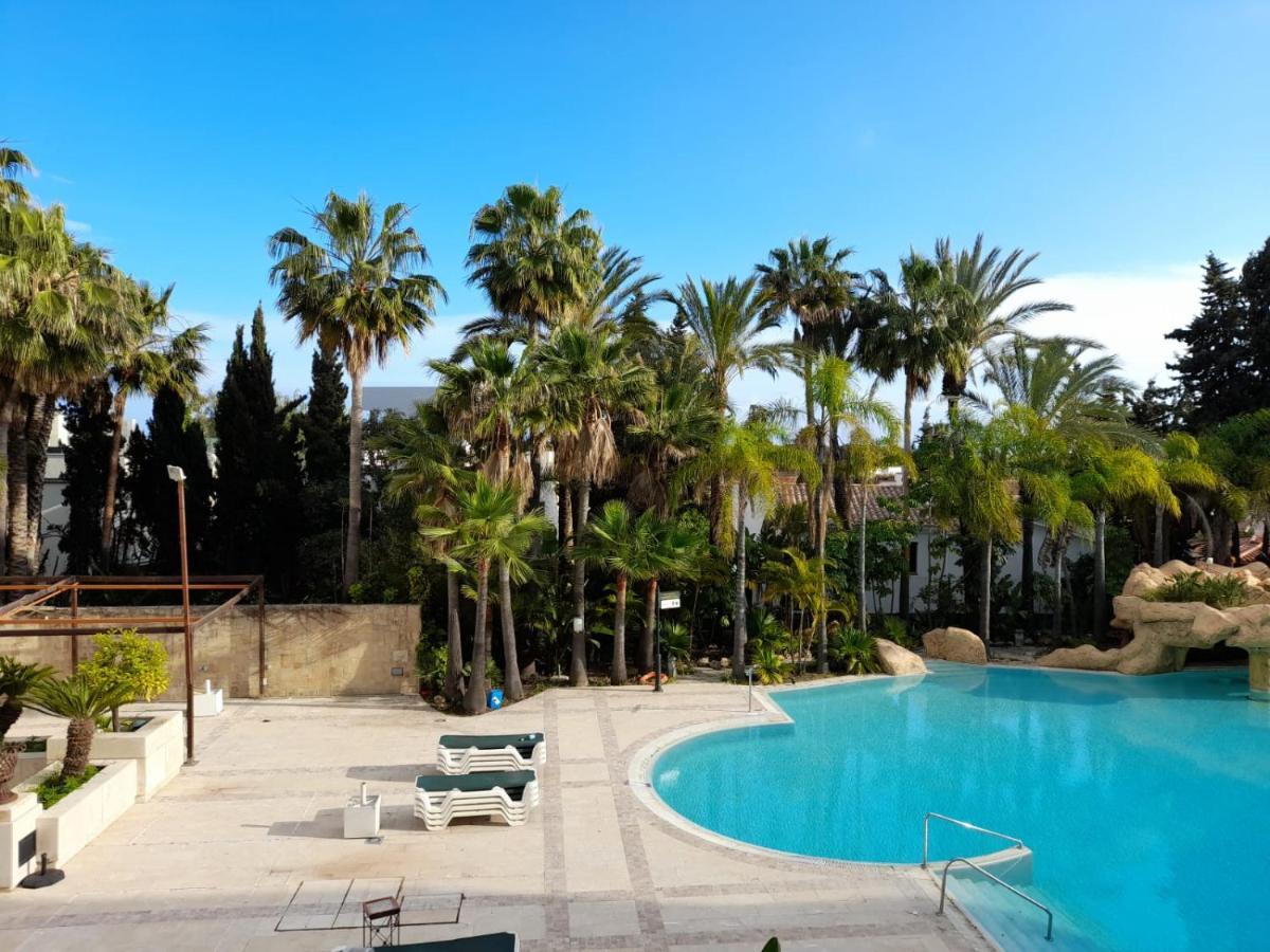 Guadalpin Residences Marbella Exterior photo